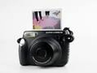 The Fujifilm Instax 210 – Polaroids 4